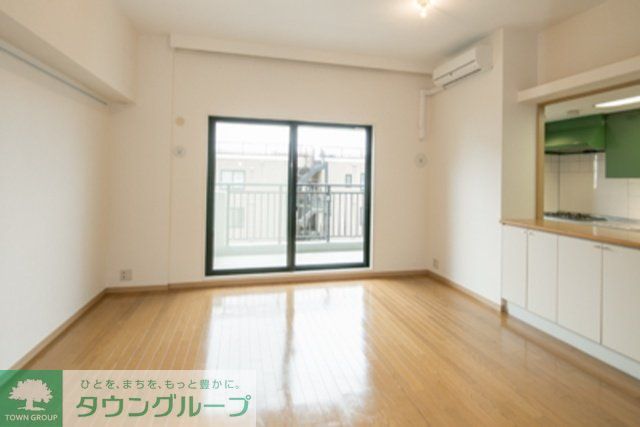 居室・リビング　※写真は同タイプ住戸です。