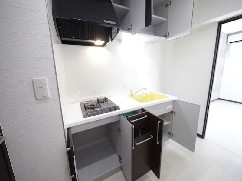 キッチン　システムキッチン（ガス2口コンロ付）