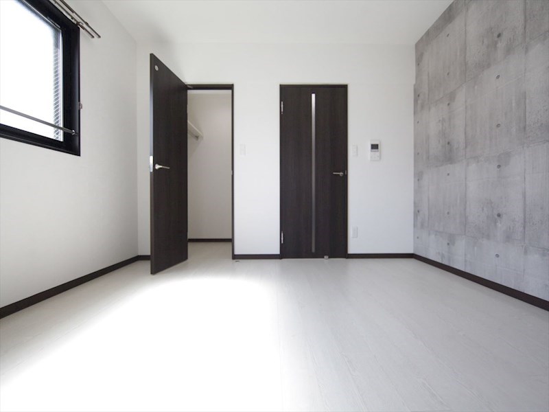 その他部屋・スペース　洋室8.2帖　ウォークインクローゼット付（収納充実してます）