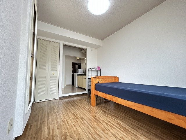 居室・リビング　同マンション別部屋