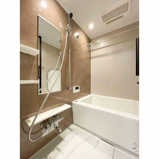 バス・シャワールーム　バス