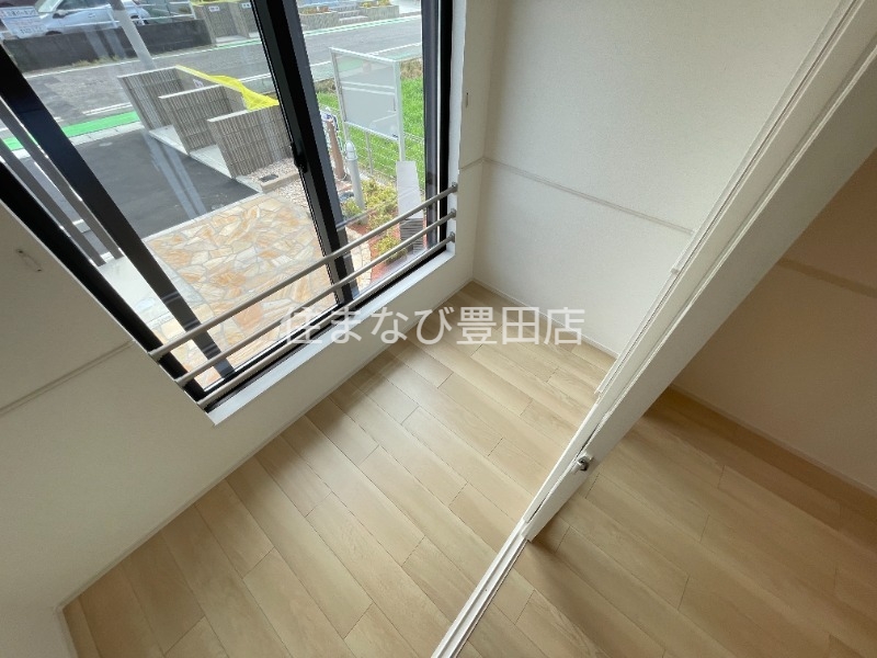 バルコニー　同型完成モデル