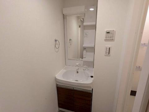 洗面設備　洗髪洗面化粧台