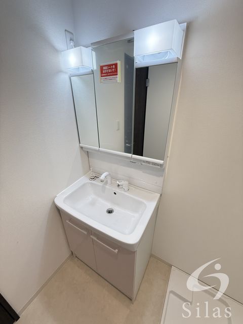 洗面設備　同仕様