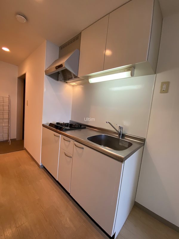 キッチン　※別の部屋の写真です。