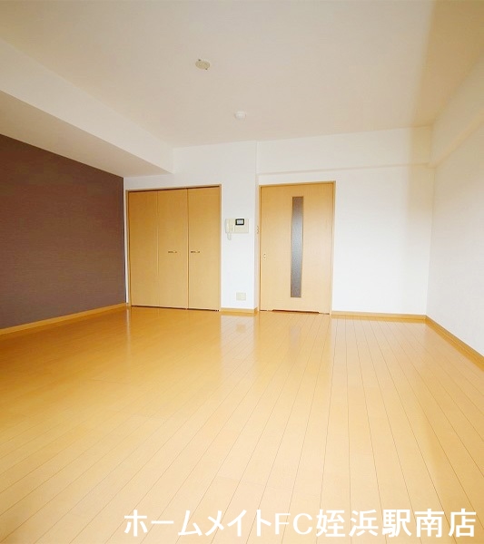 居室・リビング　★マンションタイプでこの家賃★参考写真