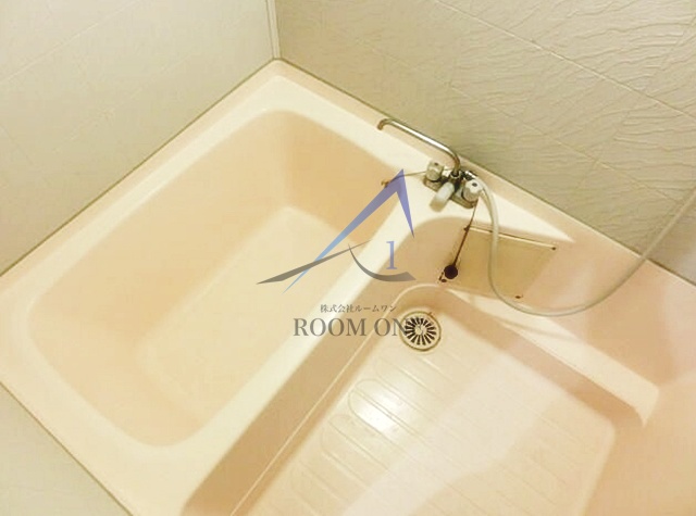 バス・シャワールーム　お風呂です。