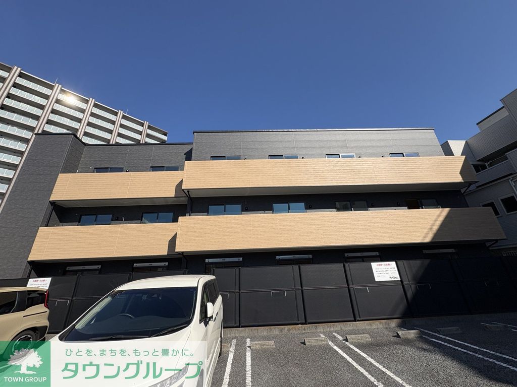 エントランス　建築中です