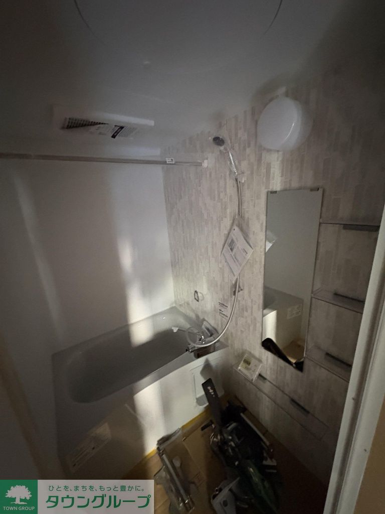 バス・シャワールーム　建築中です