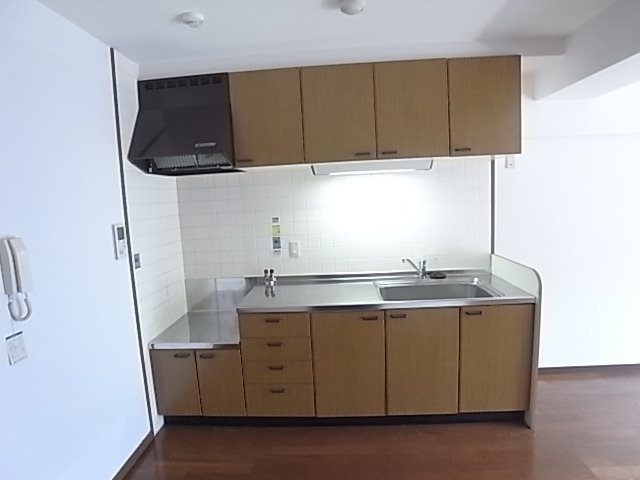 キッチン　ガスコンロ設置型のキッチン