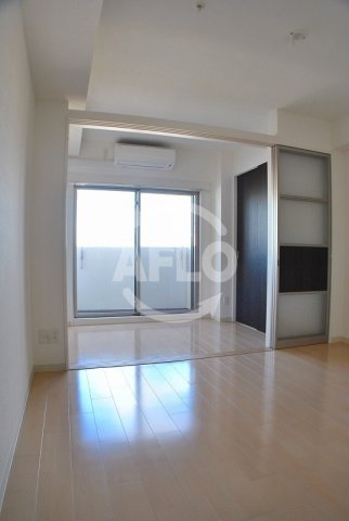 居室・リビング　ラシュレエグゼ本町　洋室