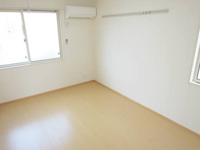 居室・リビング　広々13帖のリビング♪