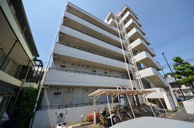 建物外観　★便利な立地、居心地の良いマンション★