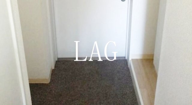 玄関　玄関です。