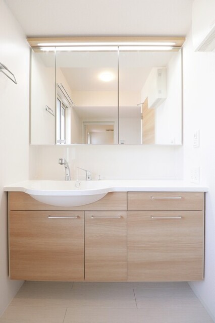 洗面設備　洗髪洗面化粧台