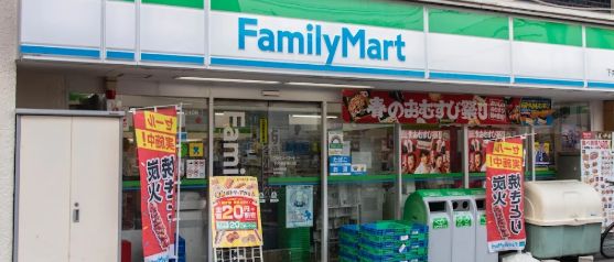 コンビニ　ファミリーマート 下井草駅南口店（コンビニ）まで1343m