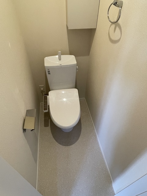 トイレ　★温水洗浄便座★