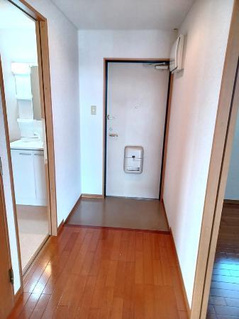 玄関　十分なスペースの玄関です！