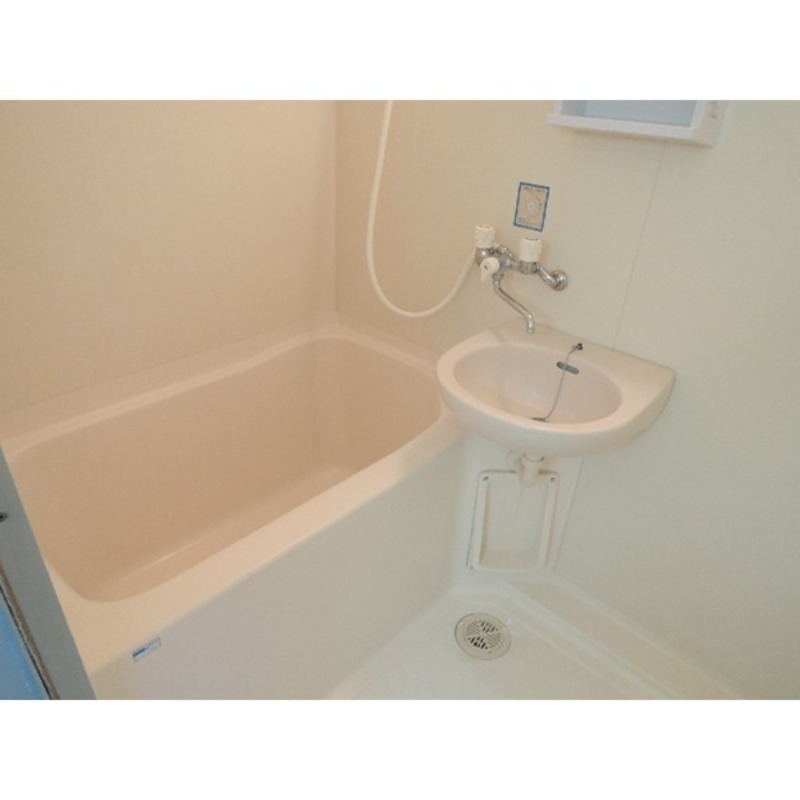 バス・シャワールーム　ゆっくり癒しましょう。