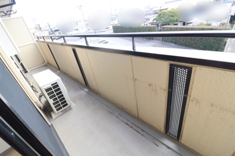 バルコニー　図面と現状に相違がある場合には現状を優先