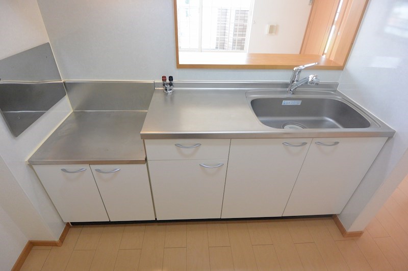 キッチン　2口ガスコンロ設置可能