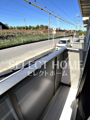 バルコニー　開放的で明るい空間を演出してくれるバルコニーです