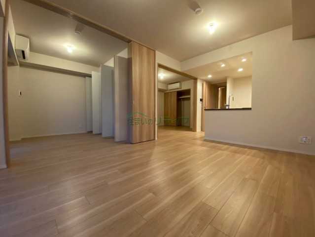 居室・リビング　同じ間取り　4Fの写真