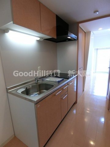 キッチン　SERENiTE新大阪弐番館