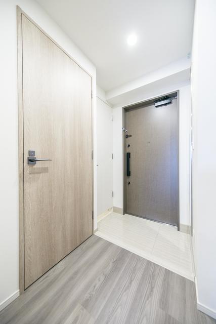 玄関　※写真は同タイプ住戸です。