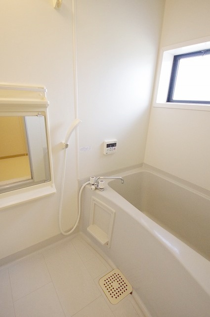 バス・シャワールーム　※類似室内