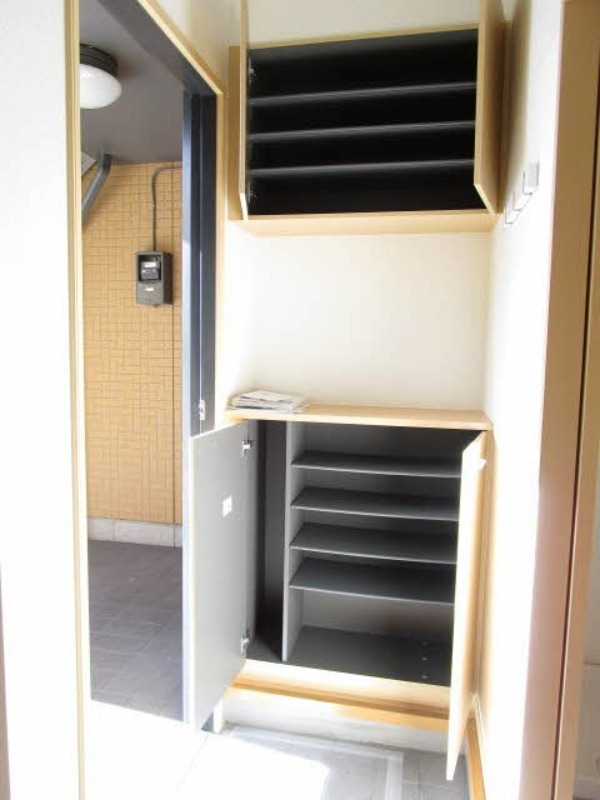 玄関　図面と現状に相違がある場合には現状を優先