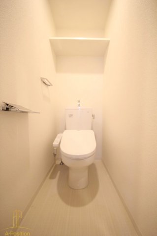 トイレ　RISING Maison本町橋