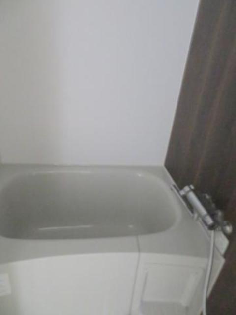 バス・シャワールーム　別部屋参考画像