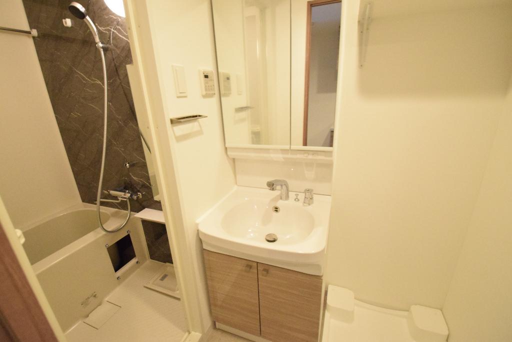 洗面設備　洗髪洗面化粧台