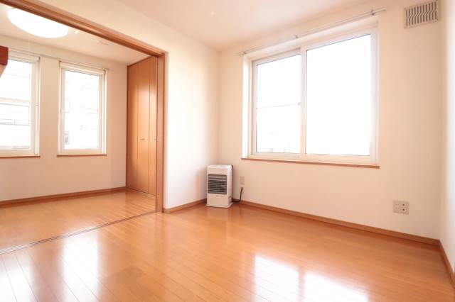 居室・リビング　明るいリビング♪