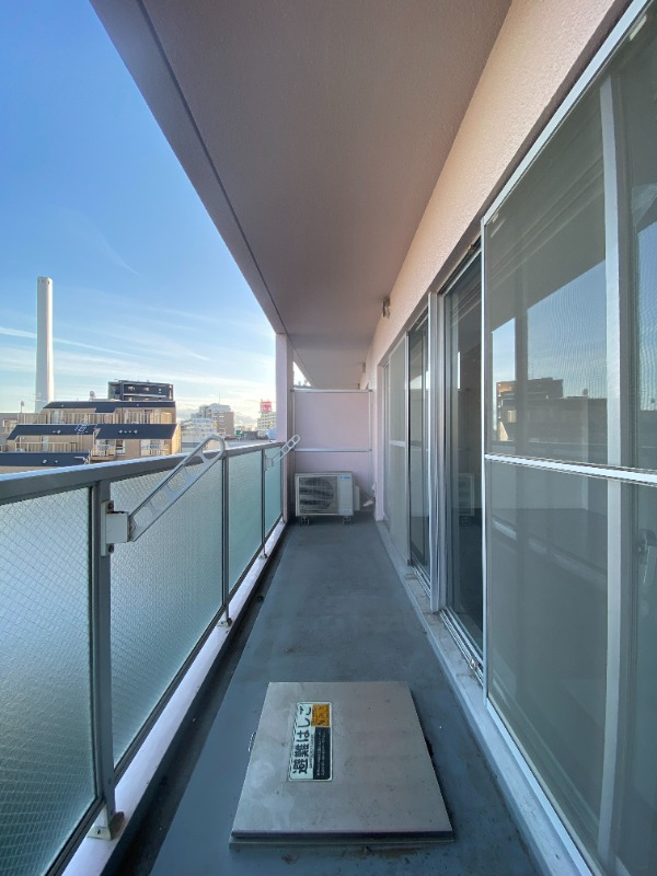 バルコニー　南東向きバルコニーです♪