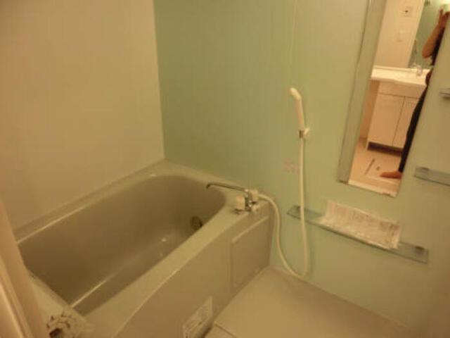 バス・シャワールーム　?