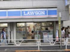 コンビニ　ローソン 代々木一丁目店（コンビニ）まで75m