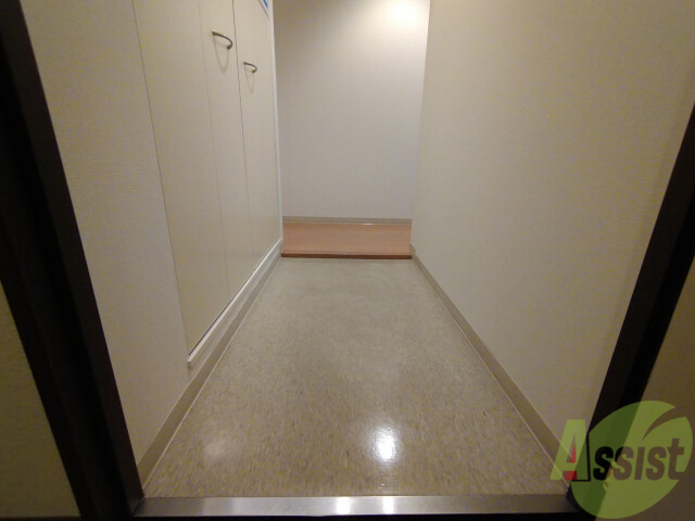 玄関　玄関です。白を基調としていて清潔感があります！