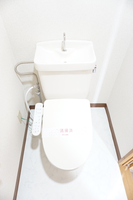 トイレ　洗浄便座