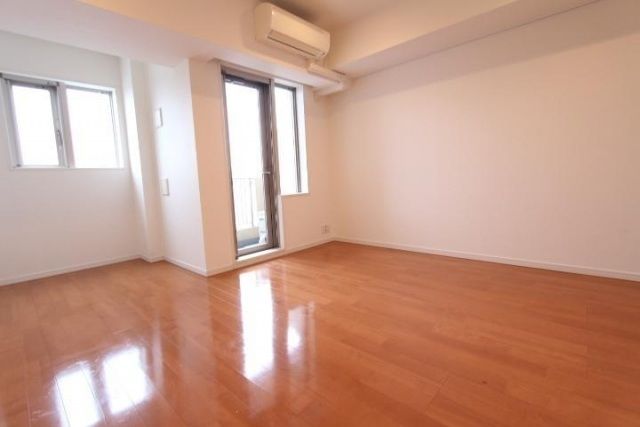 居室・リビング　※同タイプの別のお部屋です。