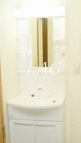 洗面設備　洗面台です。