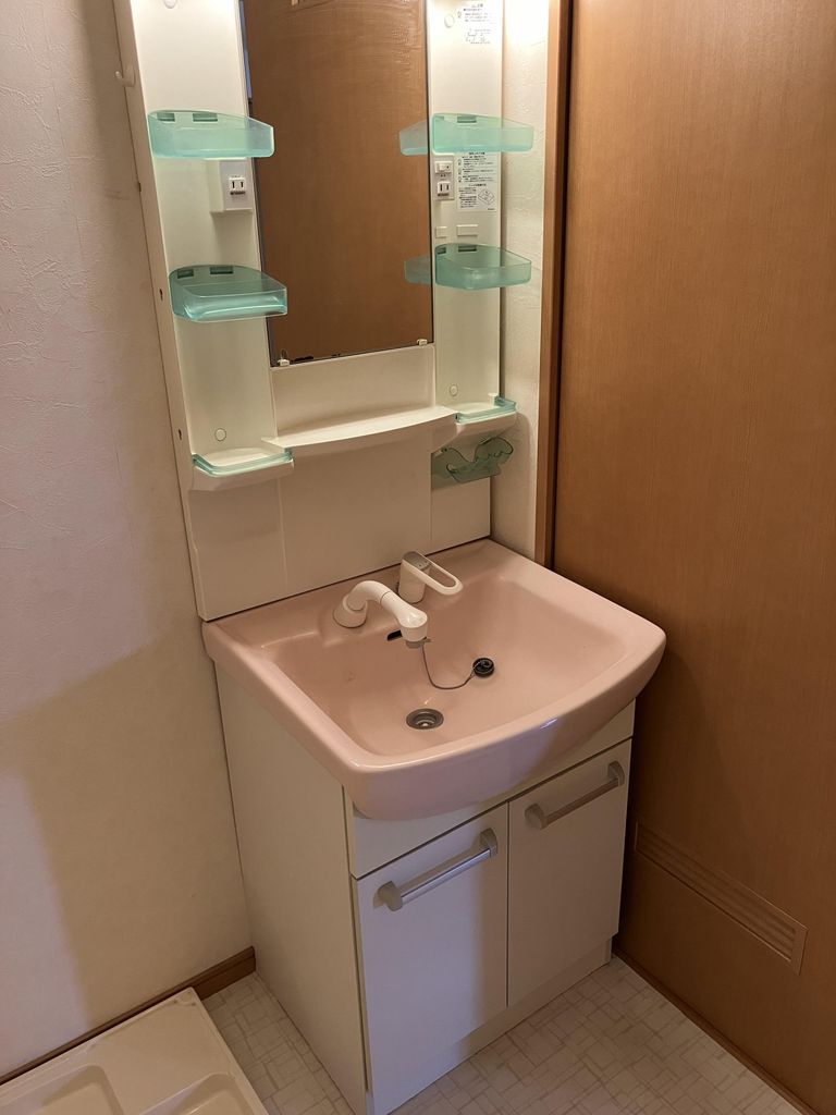 洗面設備　下駄箱