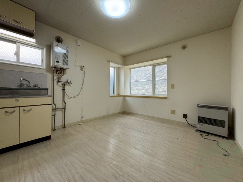 居室・リビング　広くてキレイなお部屋が広がっていて、充実した生活が送れそう。