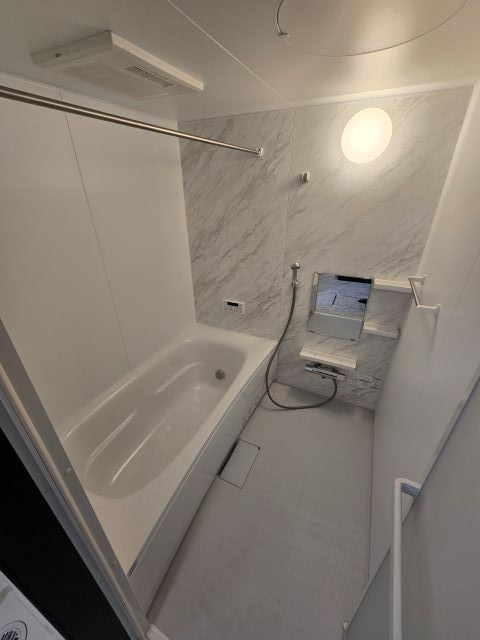 バス・シャワールーム　C102号の写真を掲載しております