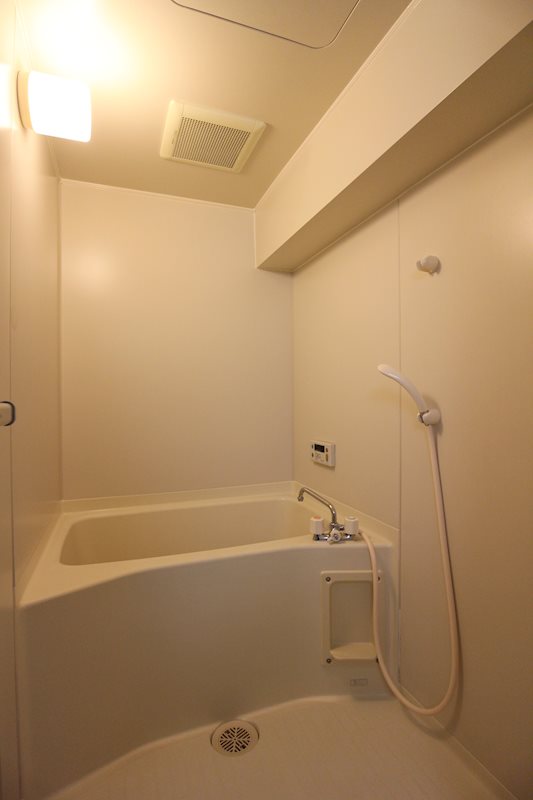 バス・シャワールーム　※別号室の写真です。
