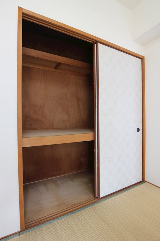 収納　※別号室の写真です。