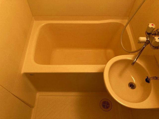 バス・シャワールーム　別部屋参考写真