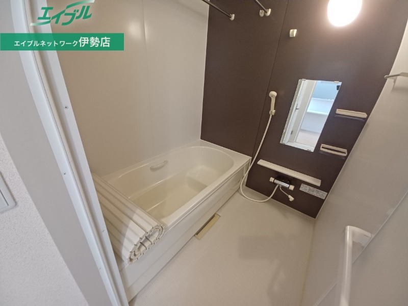 バス・シャワールーム　別部屋画像参考