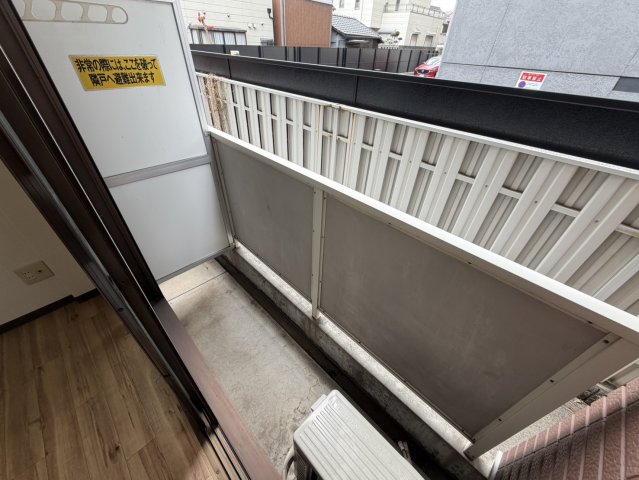 バルコニー　バルコニー付きです